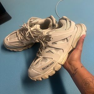 Balenciaga track